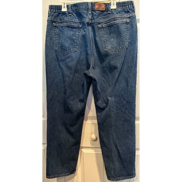 L.L Bean Denim Blue Jeans 40 x 30 Double L Comfort Waist, Straight Leg, Cotton - Picture 2 of 4
